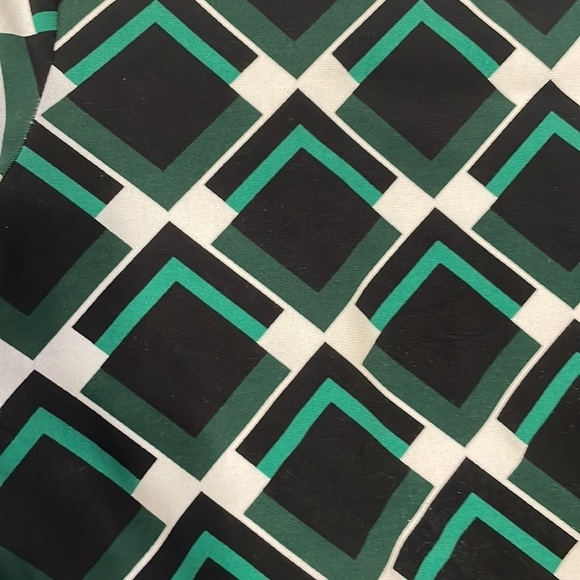 White House Black Market Black, Green and white‎ dress - Picture 3 of 5